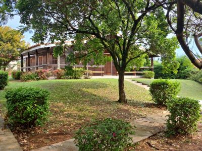 Casa Mobiliada com Piscina à Venda ou para Aluguel - Cafezal VI